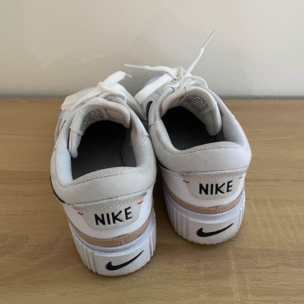 Nike Court Legacy Lift Low Size 8 women’s - Picture 2 of 5